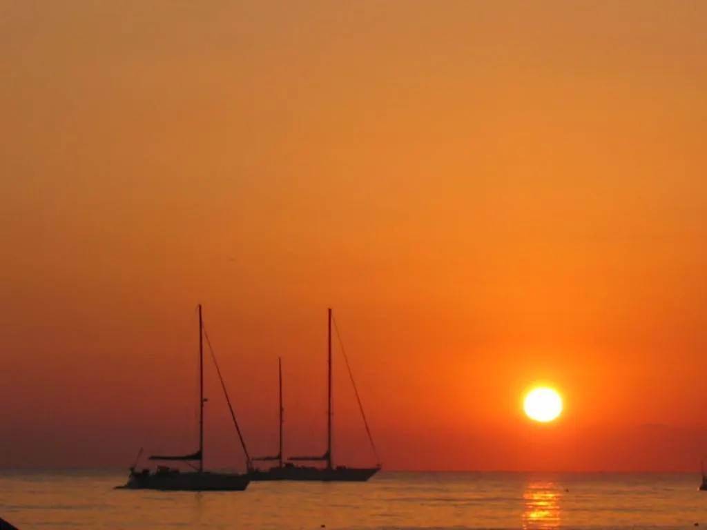 كاستيلوزو Villa Santa Margherita بيت للعطل
