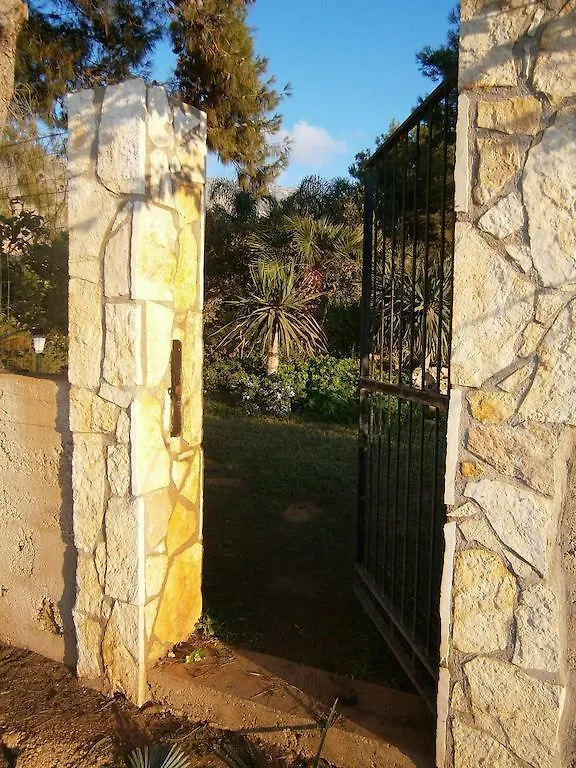كاستيلوزو Villa Santa Margherita 0*,  إيطاليا