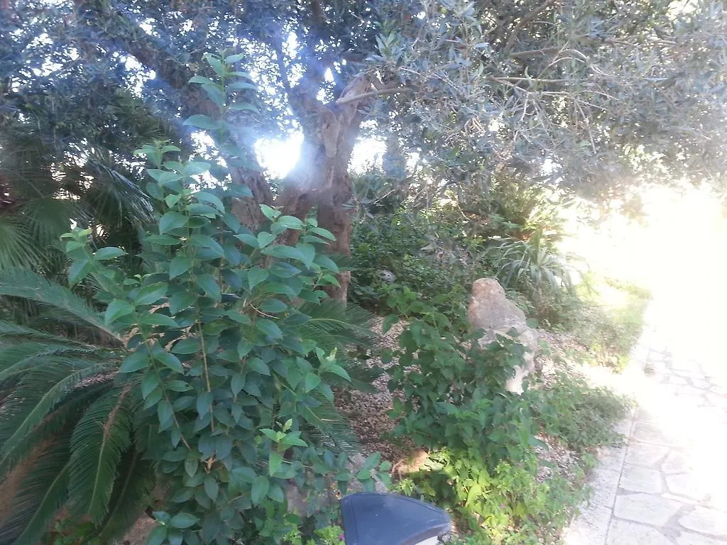 كاستيلوزو Villa Santa Margherita بيت للعطل